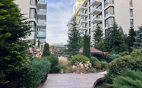 Garden Apartment - Herastrau Park 3Min Walk